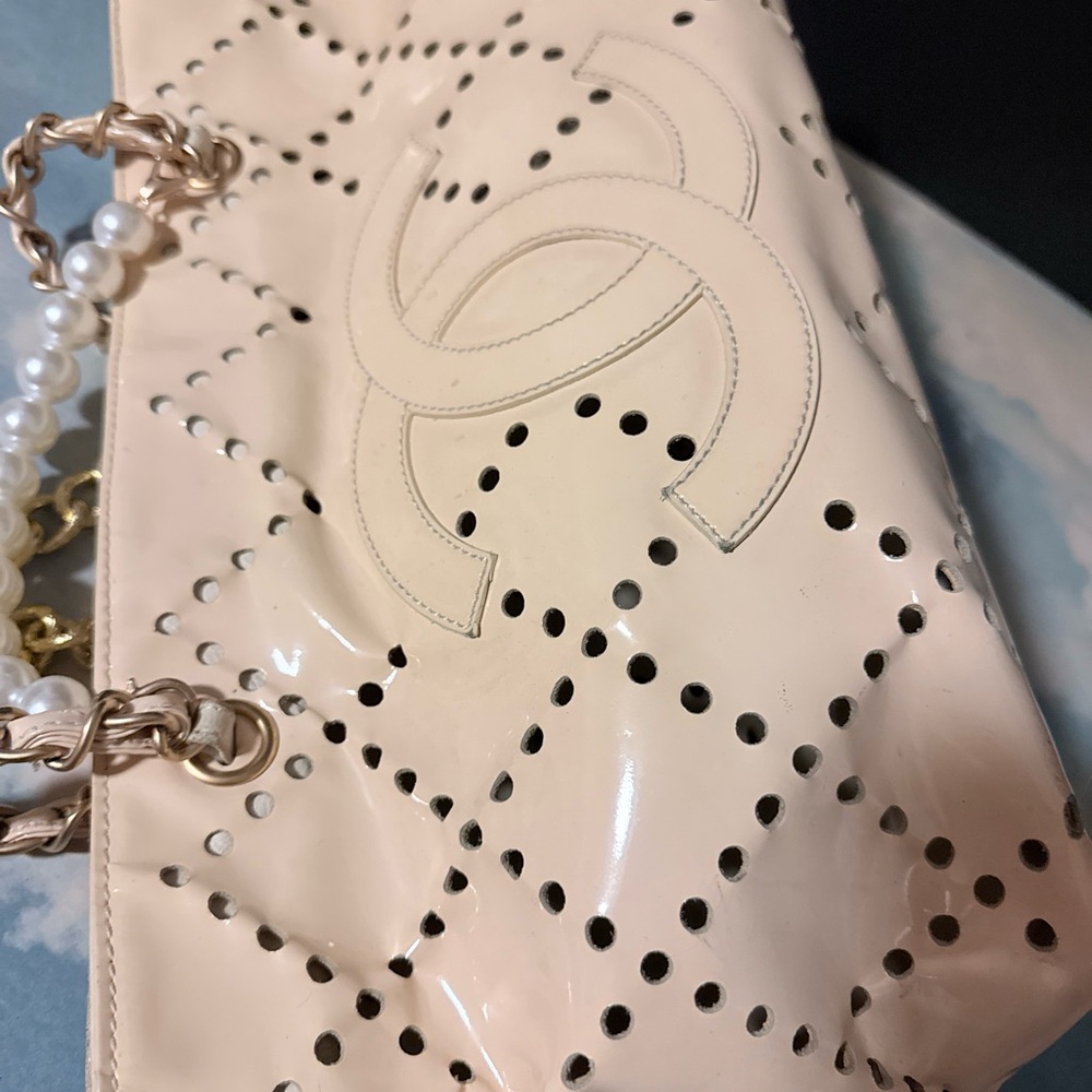 Chanel shoulder bag Cream /Gold Chain - Picture 14 of 14